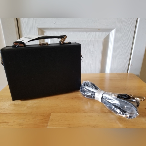 INC Black Purse - Picture 2 of 8